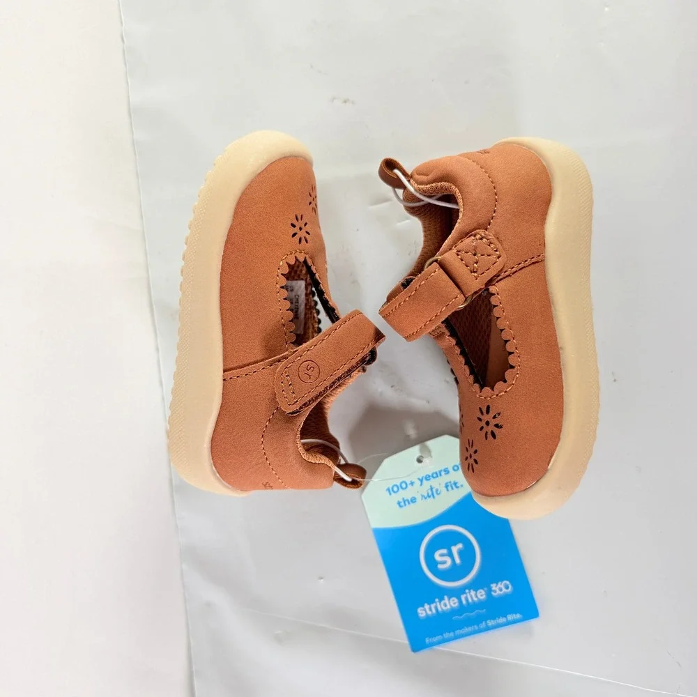 Stride Rite 360 Little Kid Lacey 2.0 Tan Mary Jane Shoes Size 6M NIB